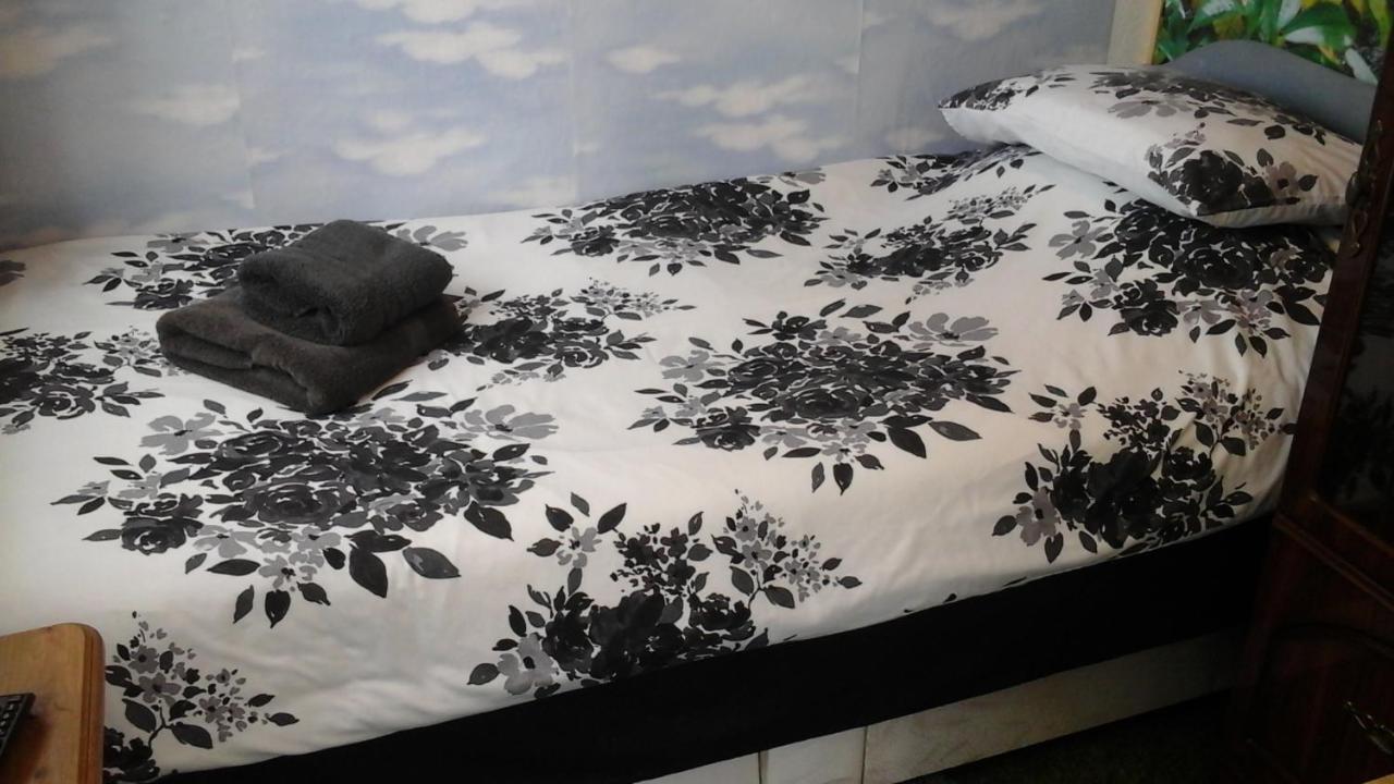Elm House Accommodation 维斯贝希 外观 照片