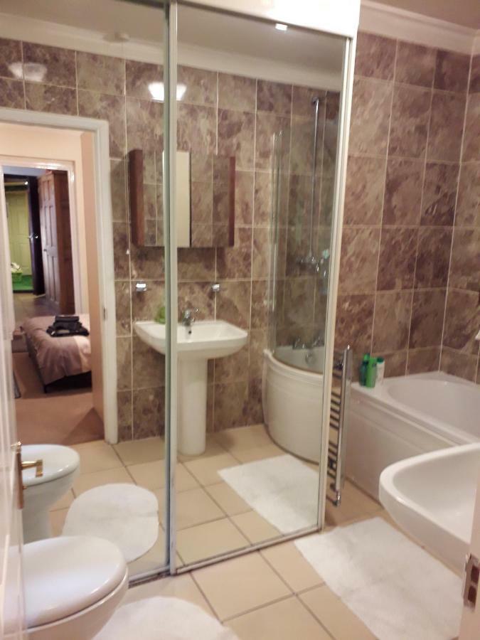 Elm House Accommodation 维斯贝希 外观 照片